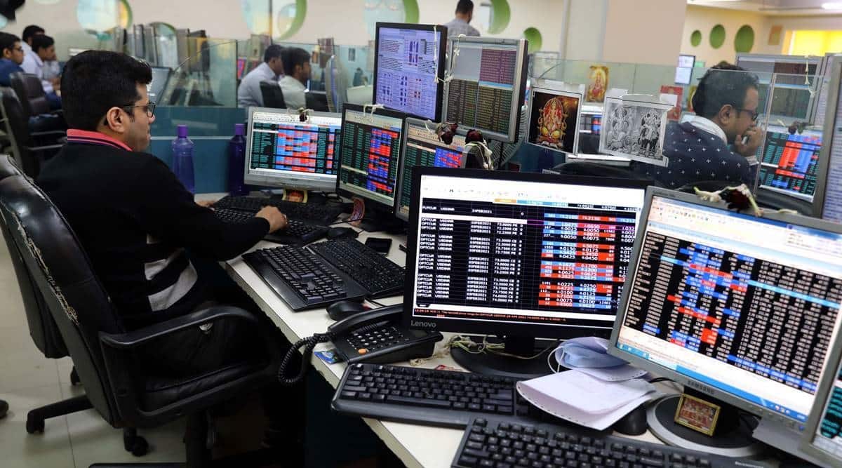 Share Market Highlights: Nifty ends tad below 18200, Sensex in green, Bank Nifty recovers 762 pts on F&O expiry